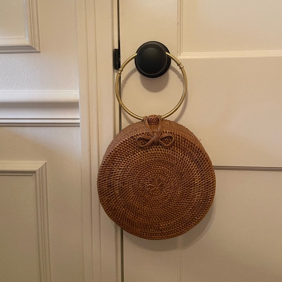 Round Rattan Clutch - Picture 3 of 6